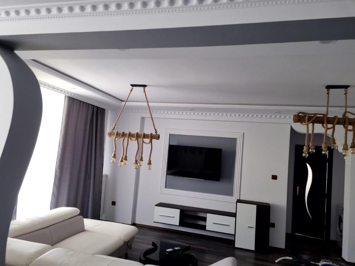 Luxury Apartment Máréfalva Kültér fotó
