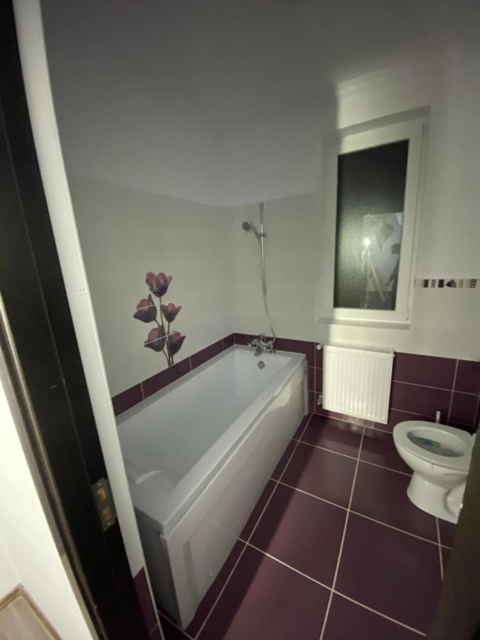 Luxury Apartment Máréfalva Kültér fotó