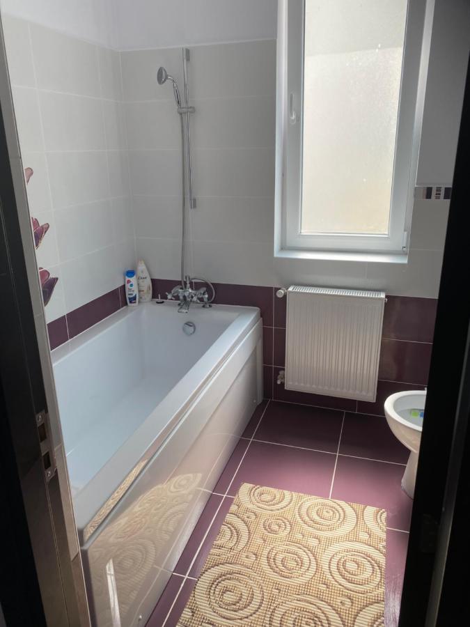 Luxury Apartment Máréfalva Kültér fotó